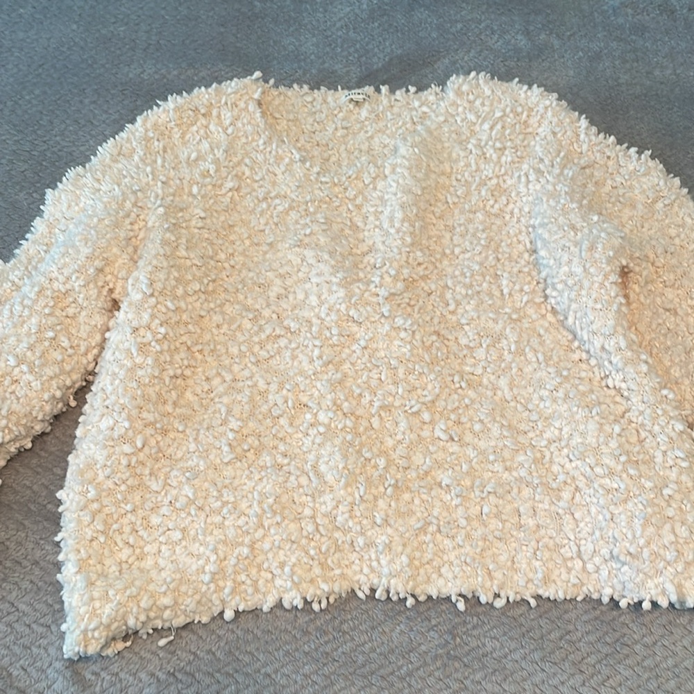 Miracle sweater, super soft and cozy